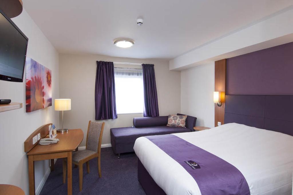 Premier Inn Edinburgh Airport - Newbridge Newbridge  Oda fotoğraf