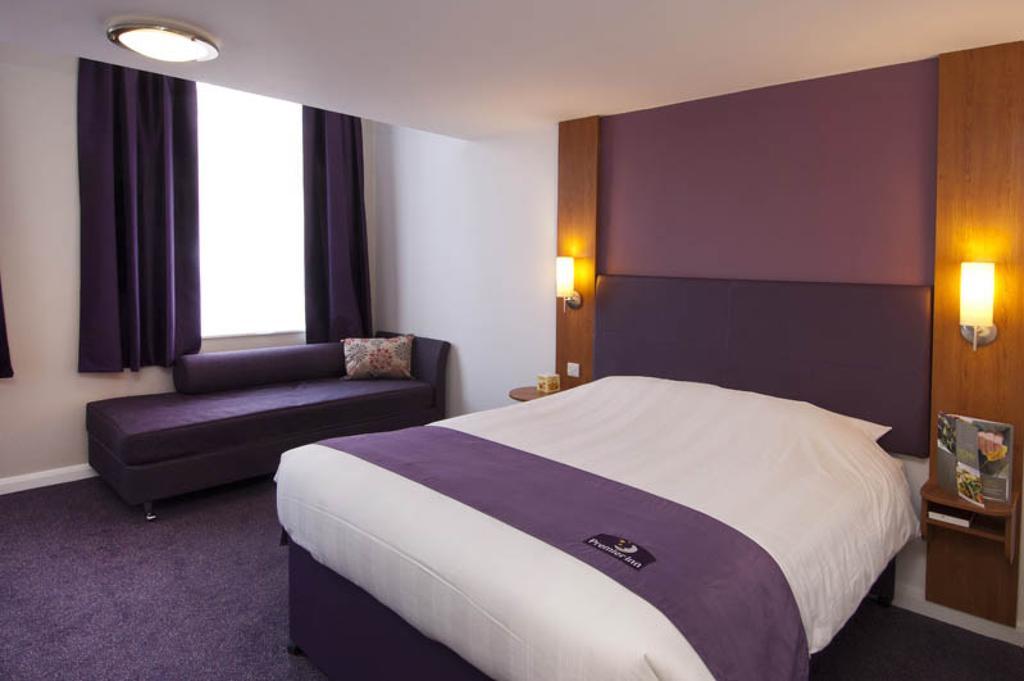 Premier Inn Edinburgh Airport - Newbridge Newbridge  Dış mekan fotoğraf
