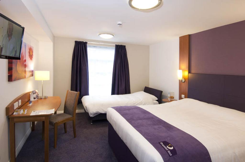 Premier Inn Edinburgh Airport - Newbridge Newbridge  Oda fotoğraf