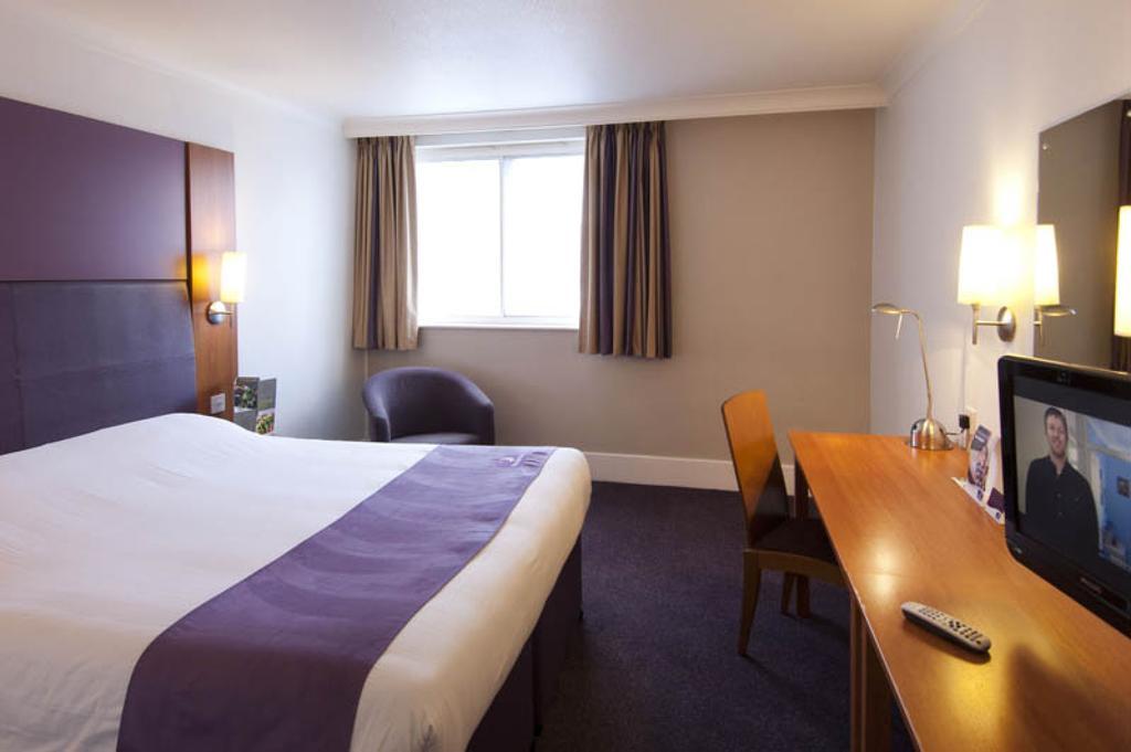 Premier Inn Edinburgh Airport - Newbridge Newbridge  Dış mekan fotoğraf