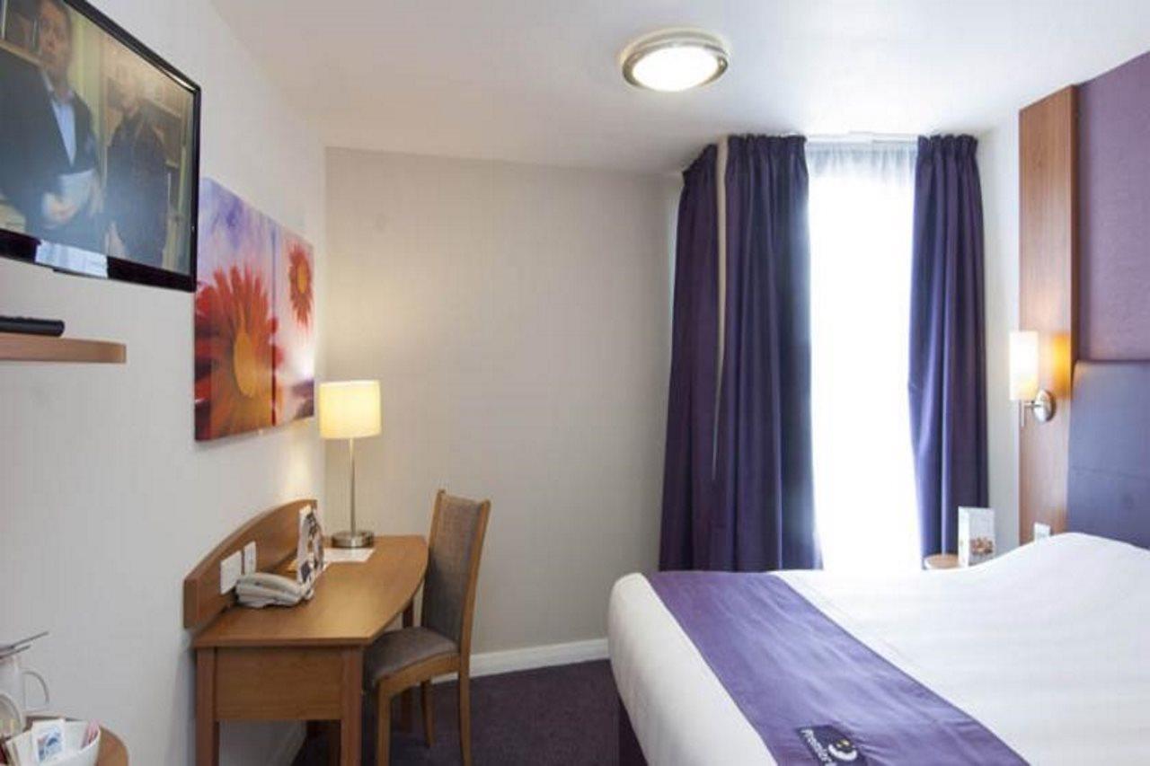 Premier Inn Edinburgh Airport - Newbridge Newbridge  Dış mekan fotoğraf