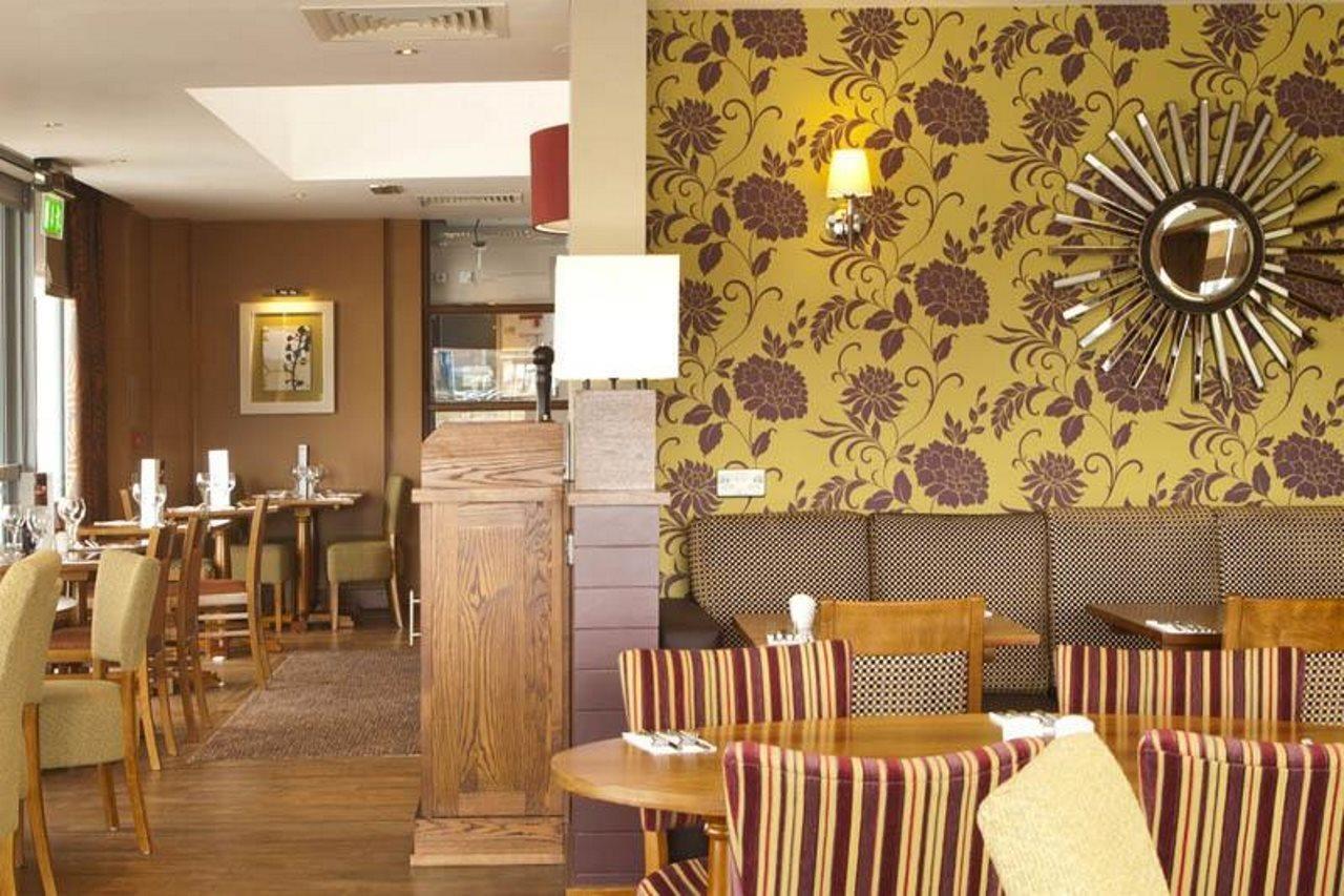Premier Inn Edinburgh Airport - Newbridge Newbridge  Dış mekan fotoğraf