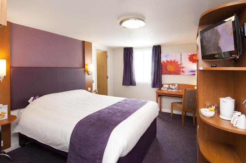Premier Inn Edinburgh Airport - Newbridge Newbridge  Dış mekan fotoğraf